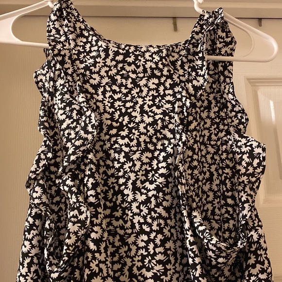 Beautiful women’s top - Picture 6 of 6